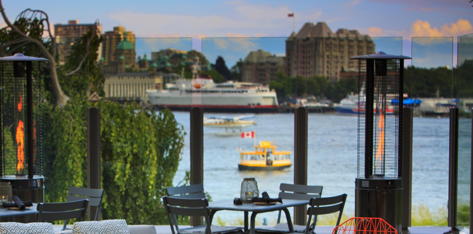 Watching the ocean with ferries and the hotel