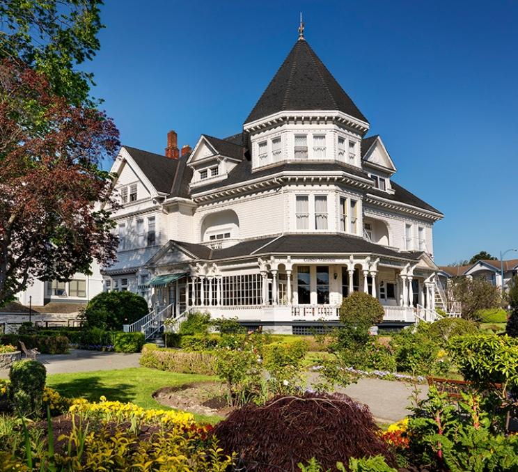 The Pendray Inn and Teahouse in Victoria, BC